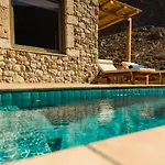 Villa Petra Boutique *