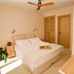 Petra Boutique Villa *
