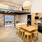Petra Boutique Βίλα