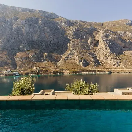 Petra Boutique Villa *
