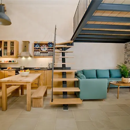 Petra Boutique Villa *